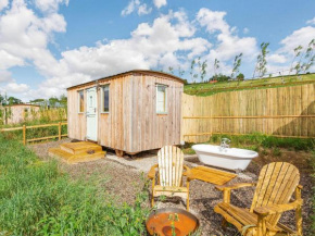 Woodside Hut 2 - Uk36106